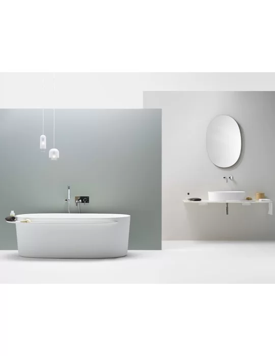 Baignoire îlot en solid surface Plateau, de Ex.t Design