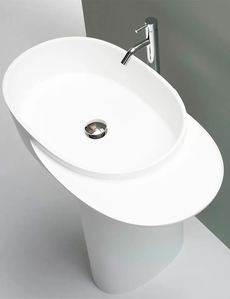Lavabo oval sur pied PLATEAU - Solid Surface Ex.t
