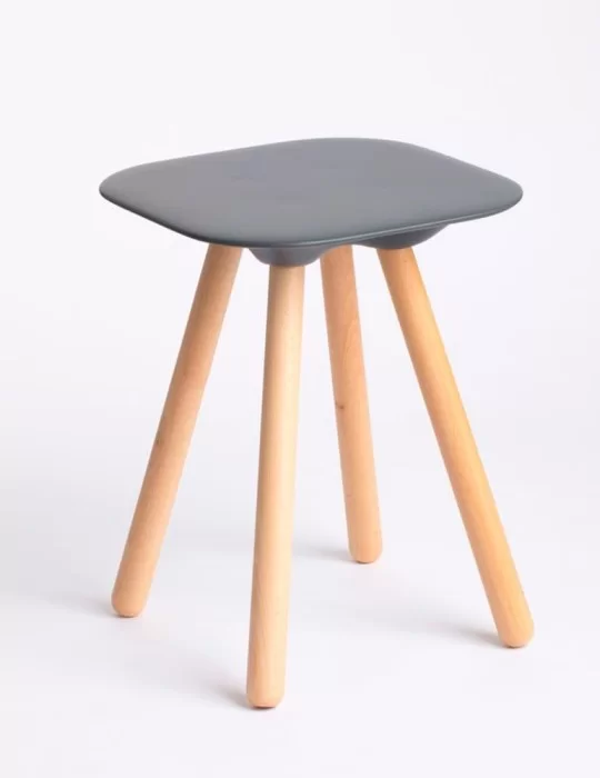 Tabouret de douche en polyuréthane Nude, de Geelli.