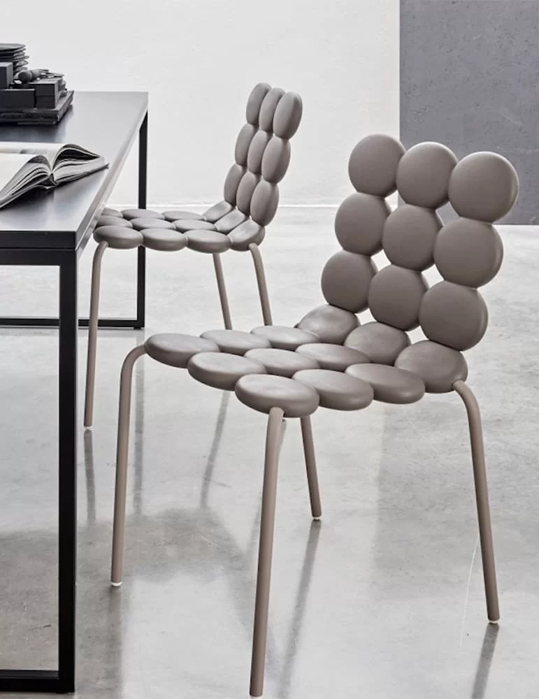 Chaise design italien en polyuréthane, Mints