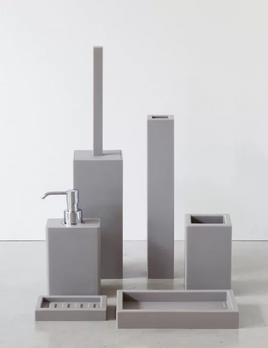 Vase en gel polyuréthane, Ivasi Tall de Geelli