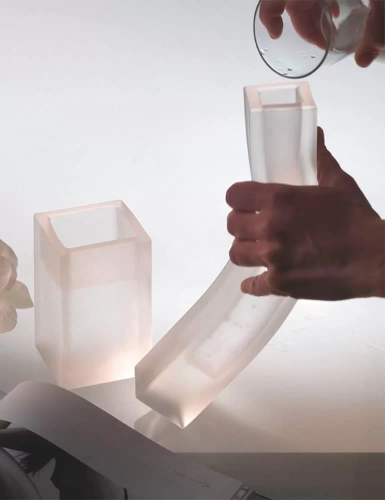 Vase en gel polyuréthane, Ivasi Tall de Geelli