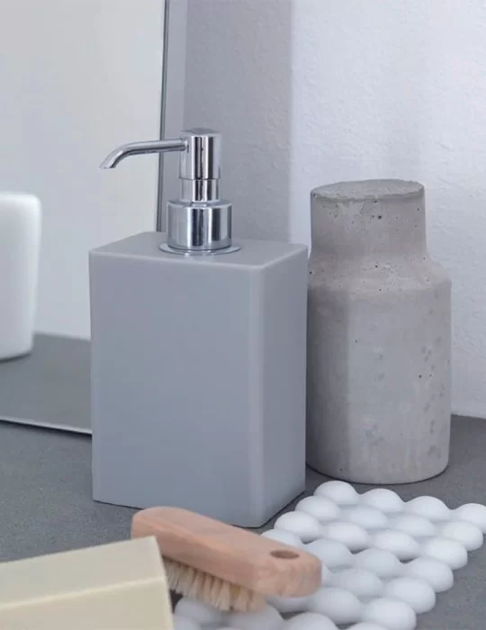 Distributeur savon en gel polyuréthane, Ivasi Dispenser de Geelli