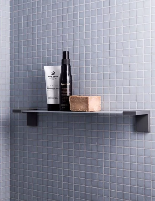 Tablette en gel polyuréthane et aluminium anodisé, Inlinea Mensola