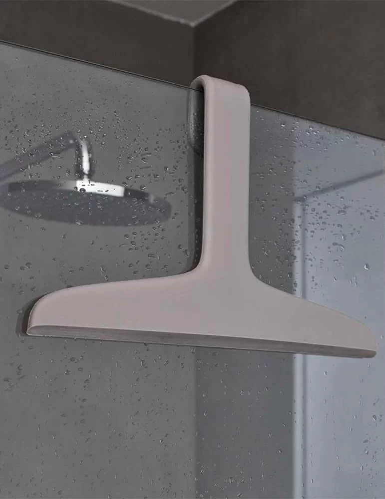 Raclette porte-peignoir en gel Tito, de Geelli