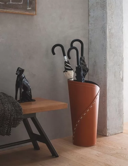 Porte parapluies en cuir Katrina de Limac Design