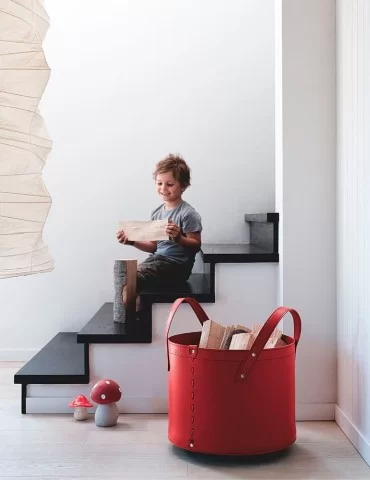 Porte-bois en cuir Tonda de Limac Design 2