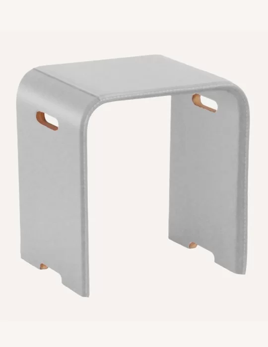 Tabouret en bois revêtu de cuir Sgaby de Limac Design