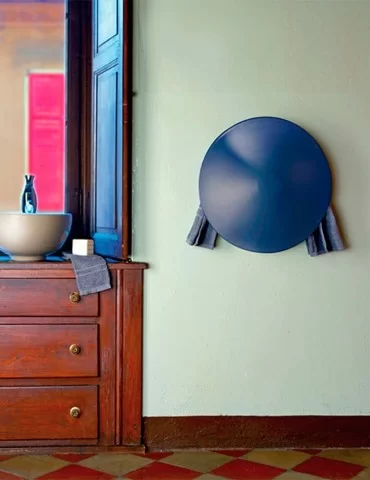Radiateur en acier laqué Shield, by Hom 2