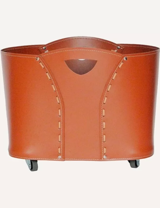 Porte-bois en cuir Volta de Limac Design