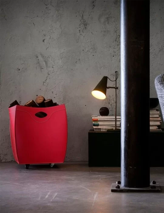 Porte-bois en cuir Botte de Limac Design Porte-bois en cuir Botte de Limac Design