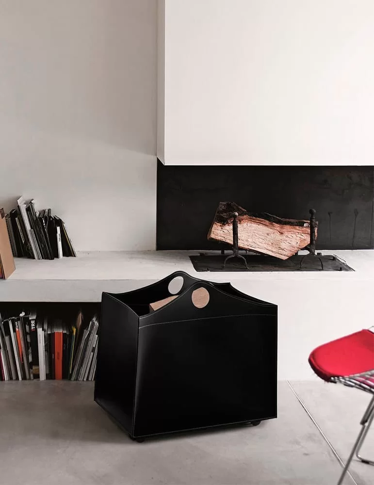 Porte-bois en cuir Woodbag de Limac Design
