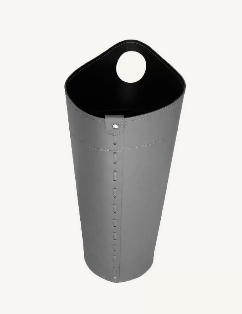 Porte-outils cheminée en cuir Nidac de Limac Design