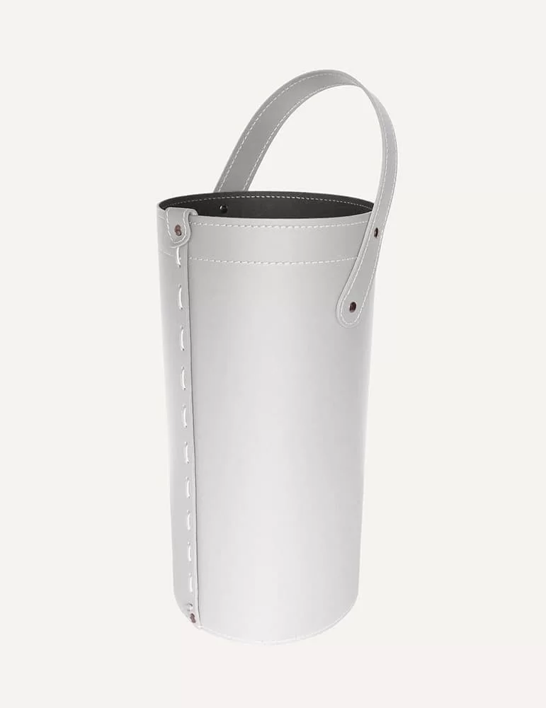 Porte-outils cheminée en cuir Cinta de Limac Design Porte-outils cheminée en cuir Cinta de Limac Design