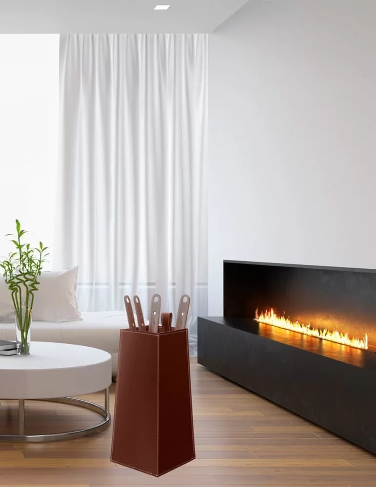 Porte-outils cheminée en cuir Botin de Limac Design