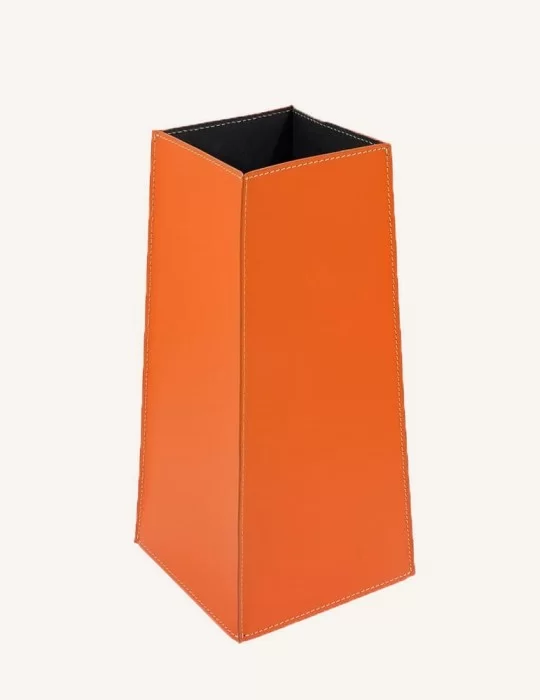 Porte-outils cheminée en cuir Botin de Limac Design