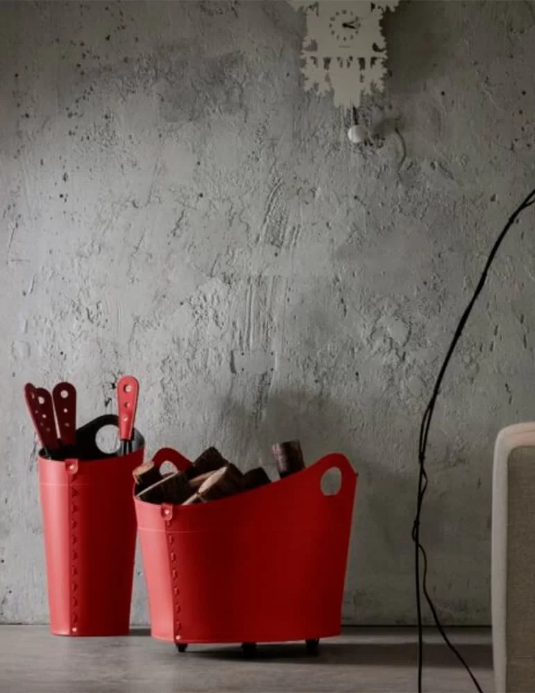 Pack cheminée en cuir Nicad, de Limac Design