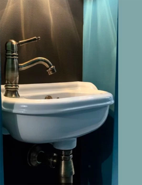 Lave main haut de gamme en céramique Victorian Micro, de Gentry Home