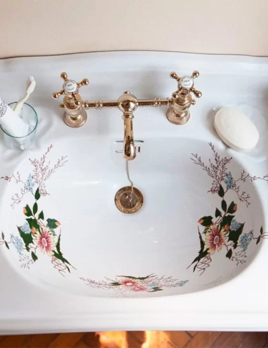 Mélangeur à pont 2 trous pour lavabo Mayfair, de Gentry Home