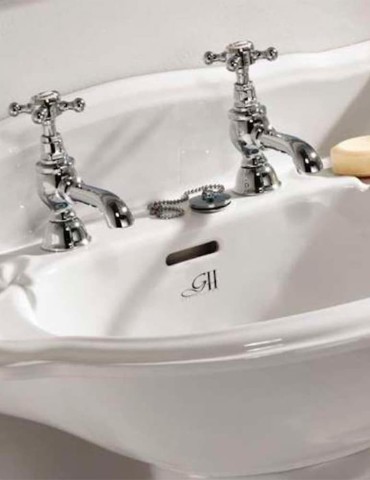 Couple de robinets pour lavabo Mayfair, de Gentry Home