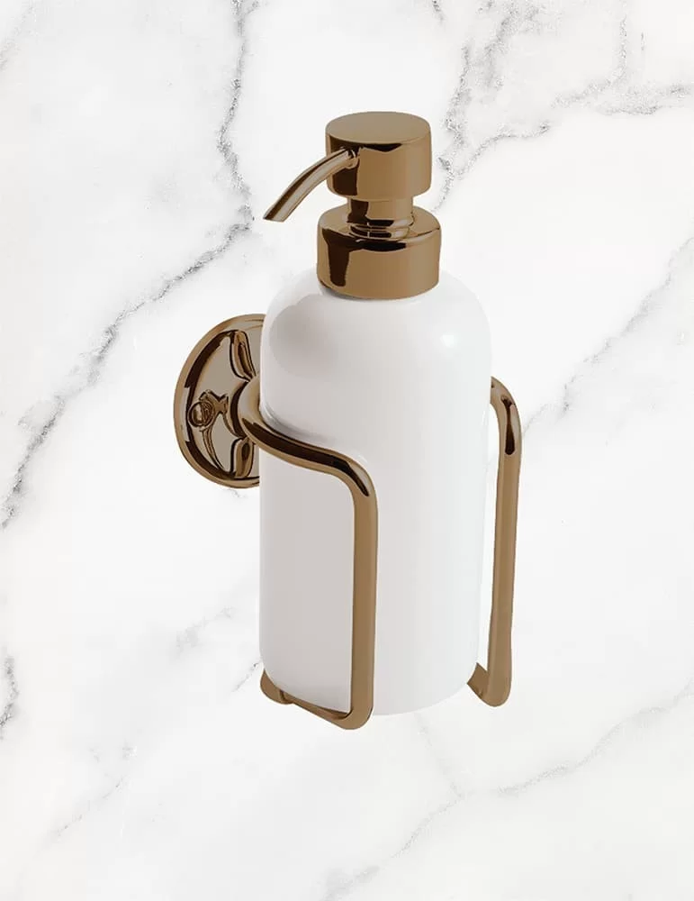 Distributeur savon mural St. James, de Gentry Home.