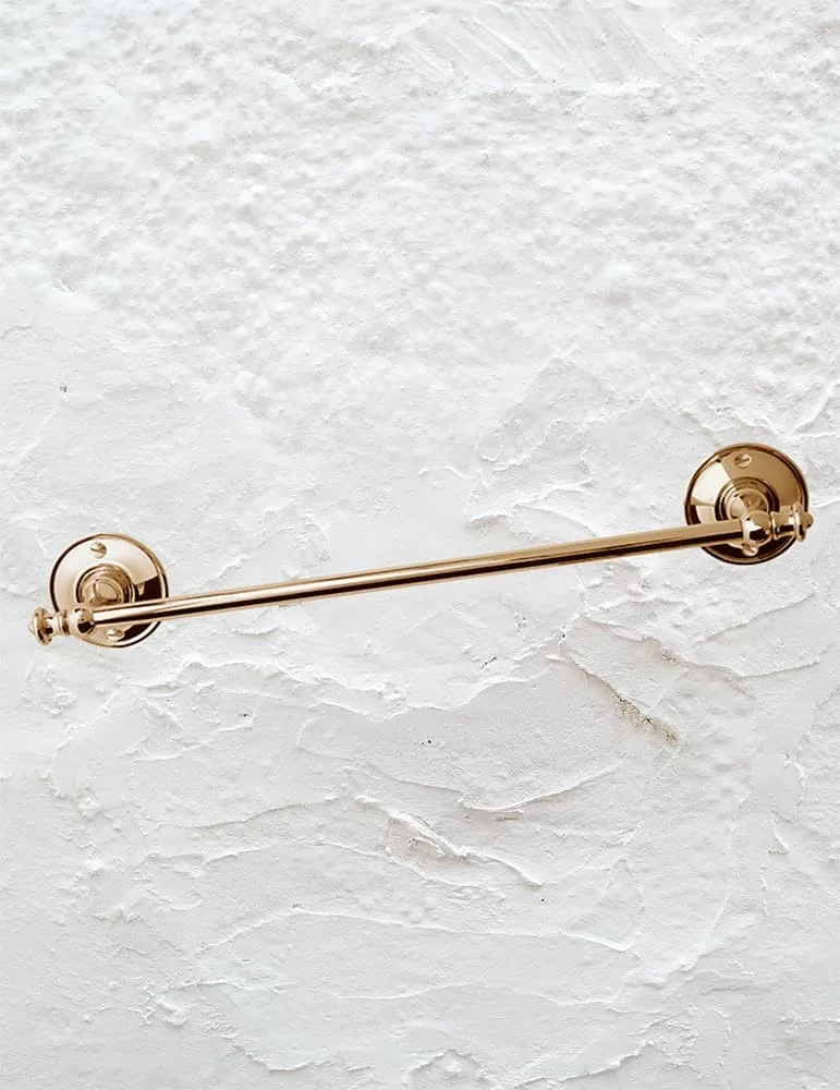 Porte-serviettes Kent en laiton massif, de Gentry Home.