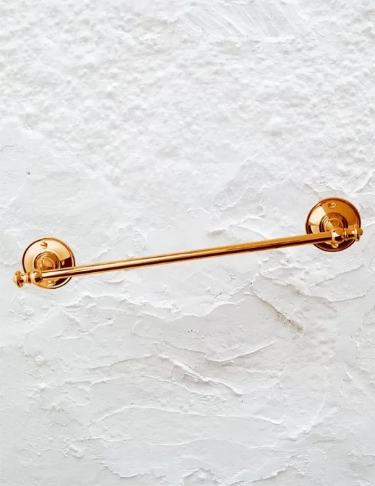 Porte-serviettes Kent en laiton massif, de Gentry Home.