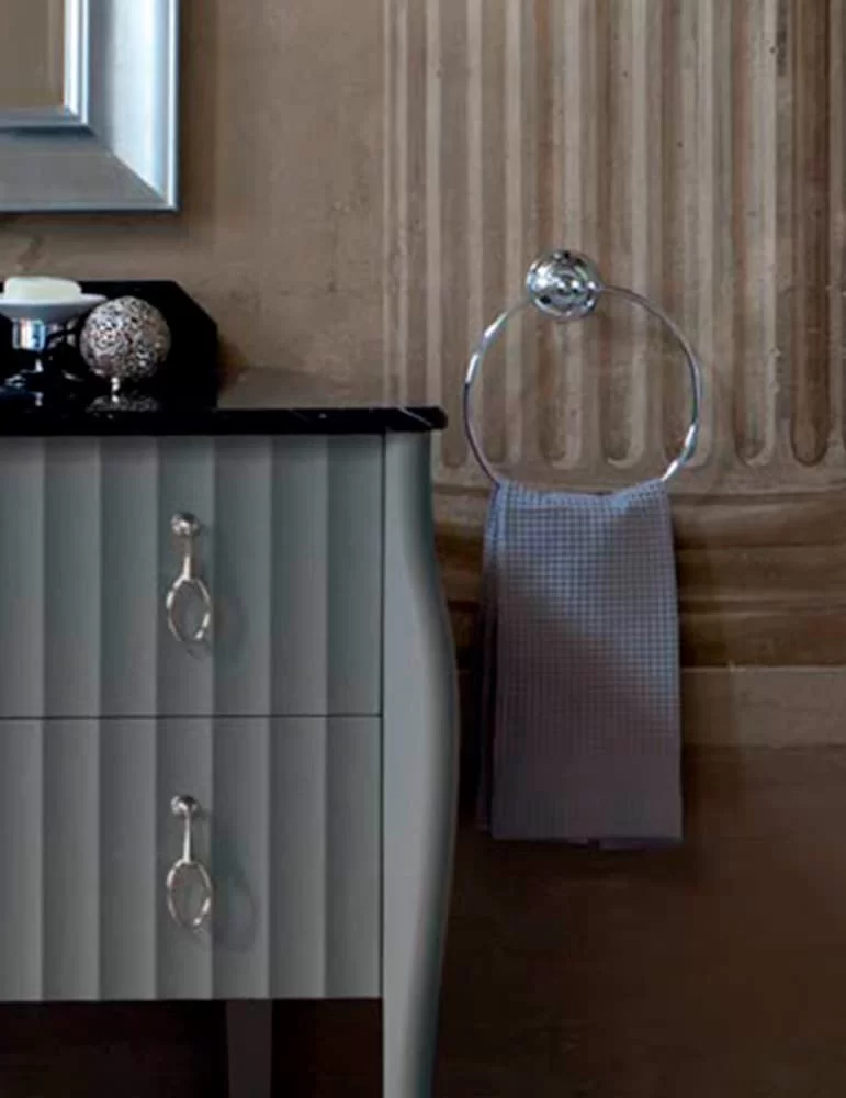 Anneau porte-serviettes Kent, de Gentry Home, en laiton massif.