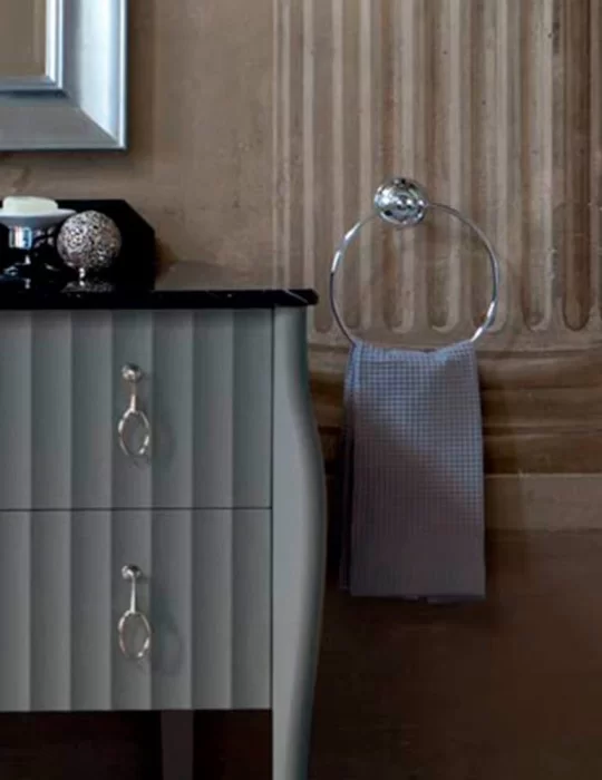 Anneau porte-serviettes Kent, de Gentry Home, en laiton massif.