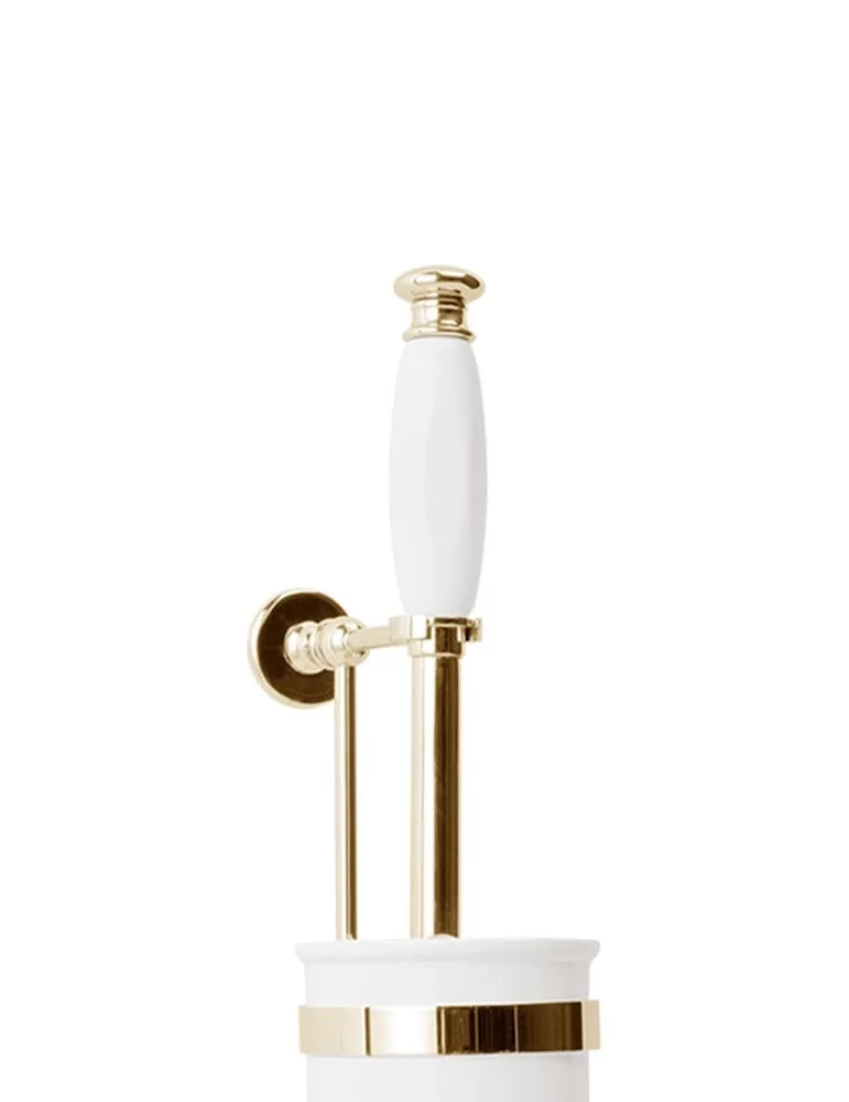 Pot à balai mural en céramique et laiton massif Queen, de Gentry Home.