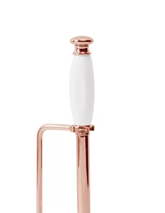 Pot à balai en céramique et en laiton massif Queen, de Gentry Home.