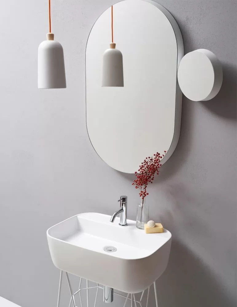 Miroir oval Gravity de Samuel Wilkinson pour Ex-t Design