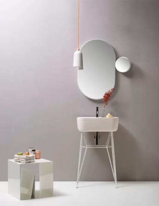 Miroir oval Gravity de Samuel Wilkinson pour Ex-t Design