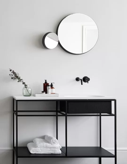 Miroir rond Gravity de Samuel Wilkinson pour Ex-t Design Miroir rond Gravity de Samuel Wilkinson pour Ex-t Design
