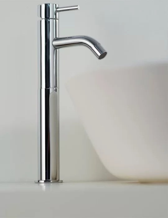 Mitigeur rehaussé pour lavabo MLA Sleek, d'Ex.t Design