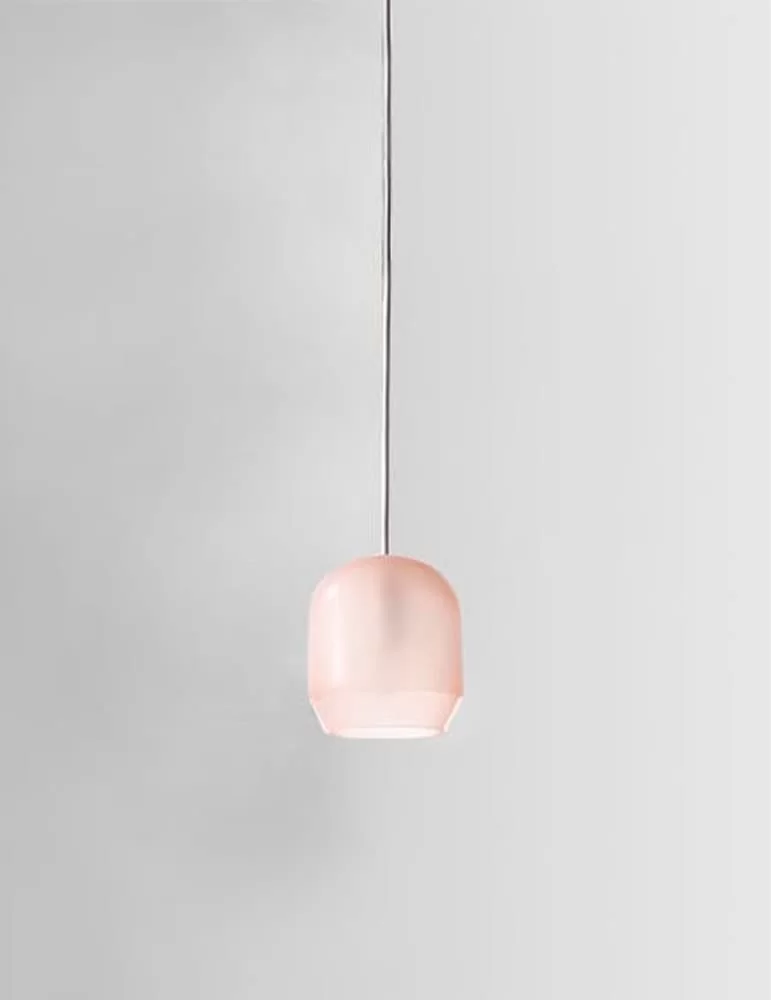 Suspension design pour salle de bain Fuse, céramique