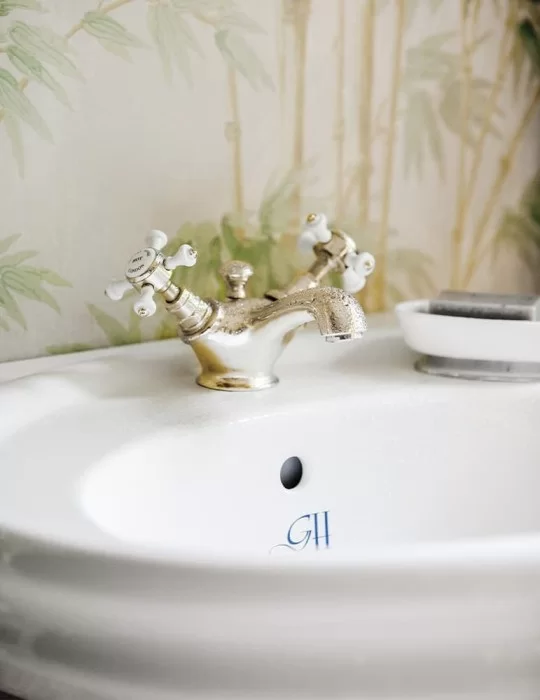 Lave main pour wc style vintage Hillingdon, de Gentry Home