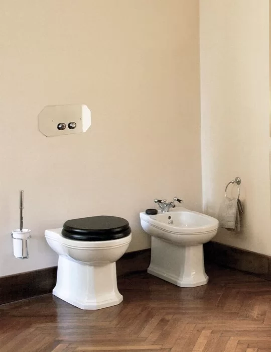 WC classique Claremont, de Gentry Home