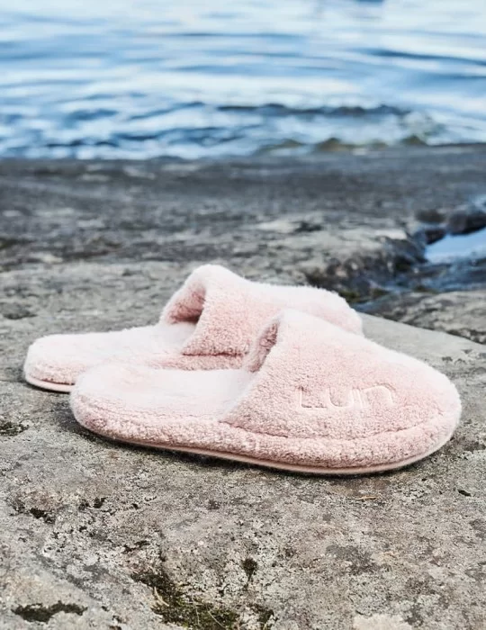 Chaussons éponge Cosy Slippers, de Luin Living
