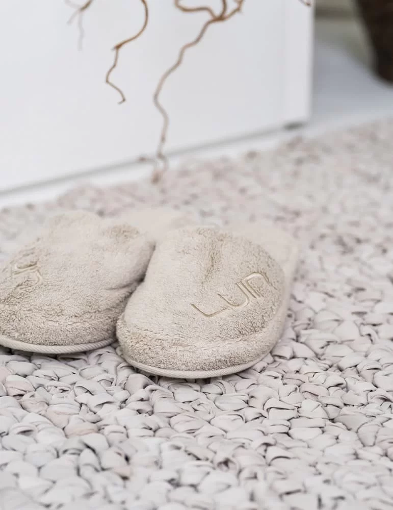 Chaussons éponge Cosy Slippers, de Luin Living Chaussons éponge Cosy Slippers, de Luin Living