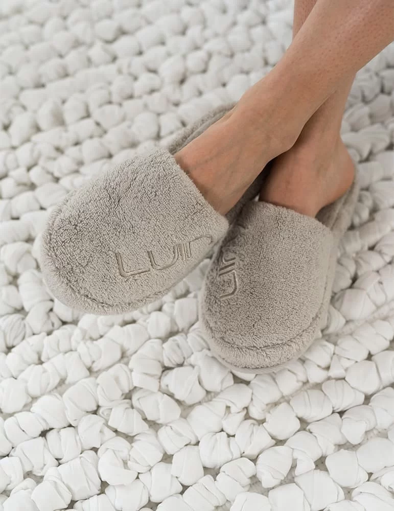 Chaussons éponge Cosy Slippers, de Luin Living
