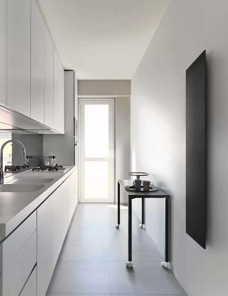 Sèche-serviettes électrique design Sunshine Energy, de Scirocco