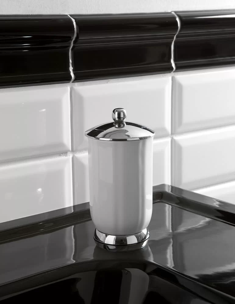 Boîte à coton Lady, de Gentry Home.