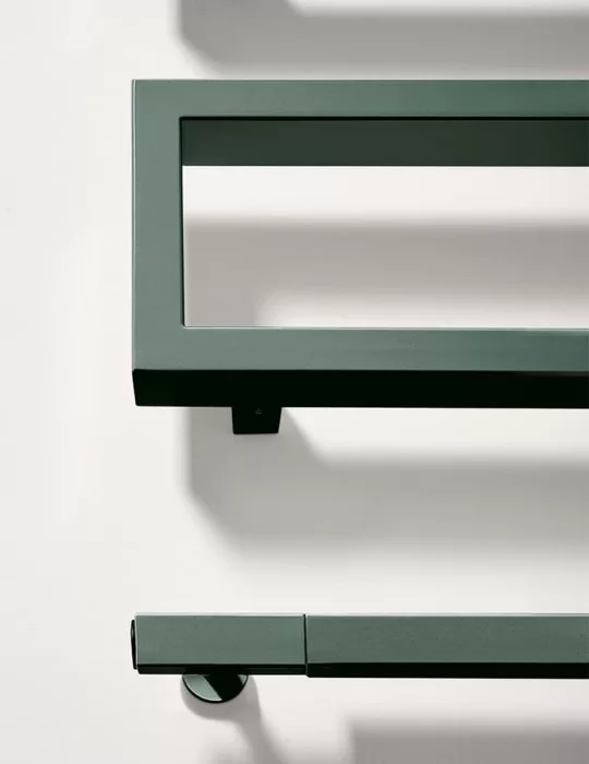 Sèche-serviettes design haut de gamme Snake, de Scirocco