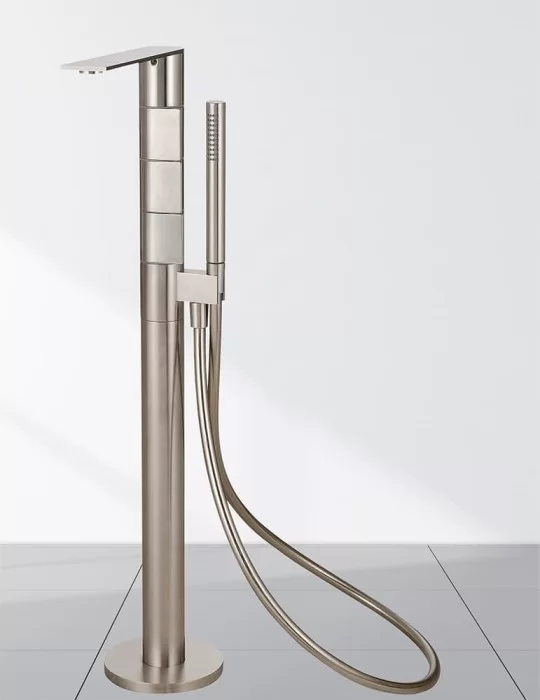 Mitigeur sur pied pour baignoire 5MM, de Treemme