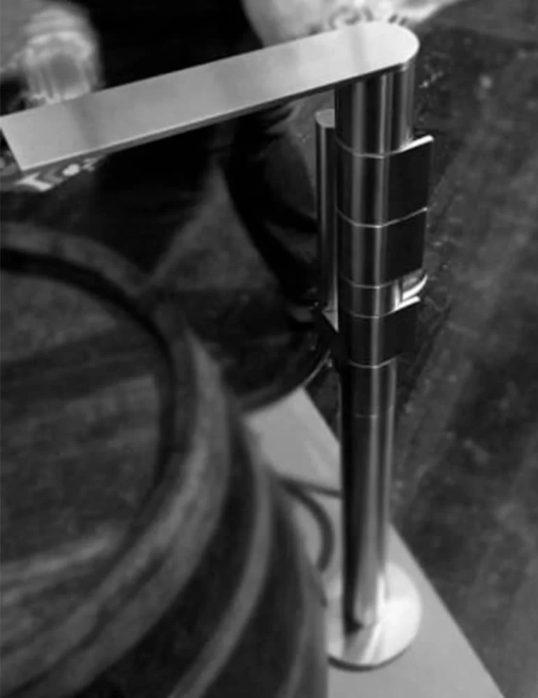 Mitigeur sur pied pour baignoire 5MM, de Treemme