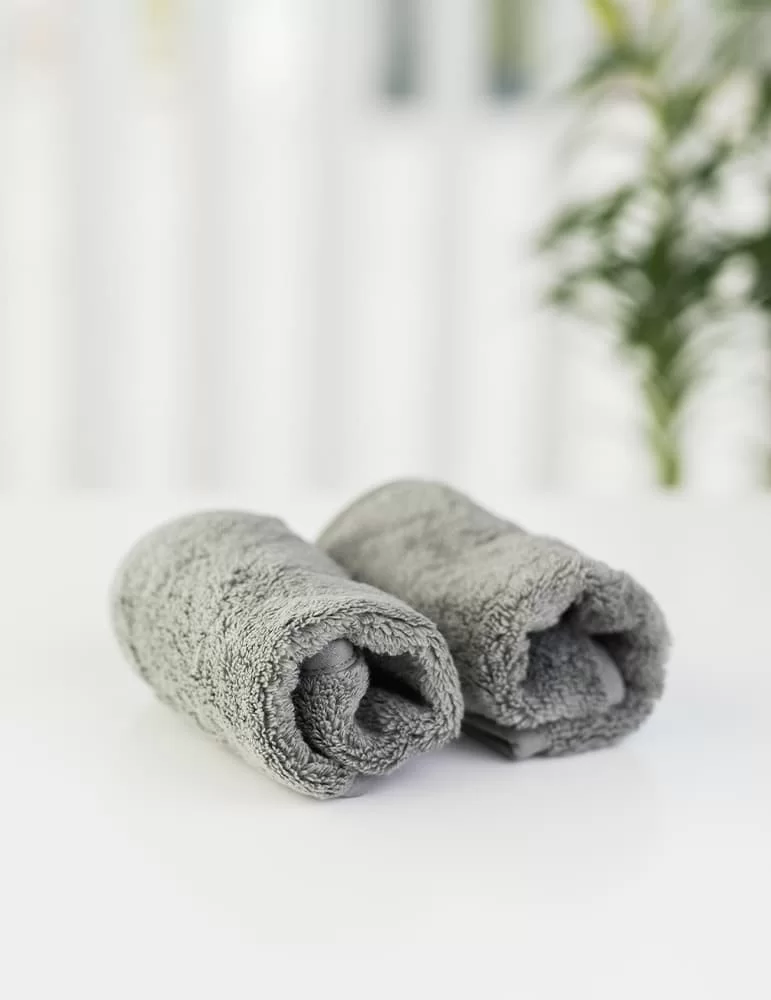 Lot de 2 serviettes de Spa 30x30 cm. Luin Living