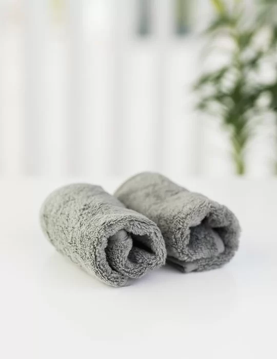 Lot de 2 serviettes de Spa 30x30 cm. Luin Living