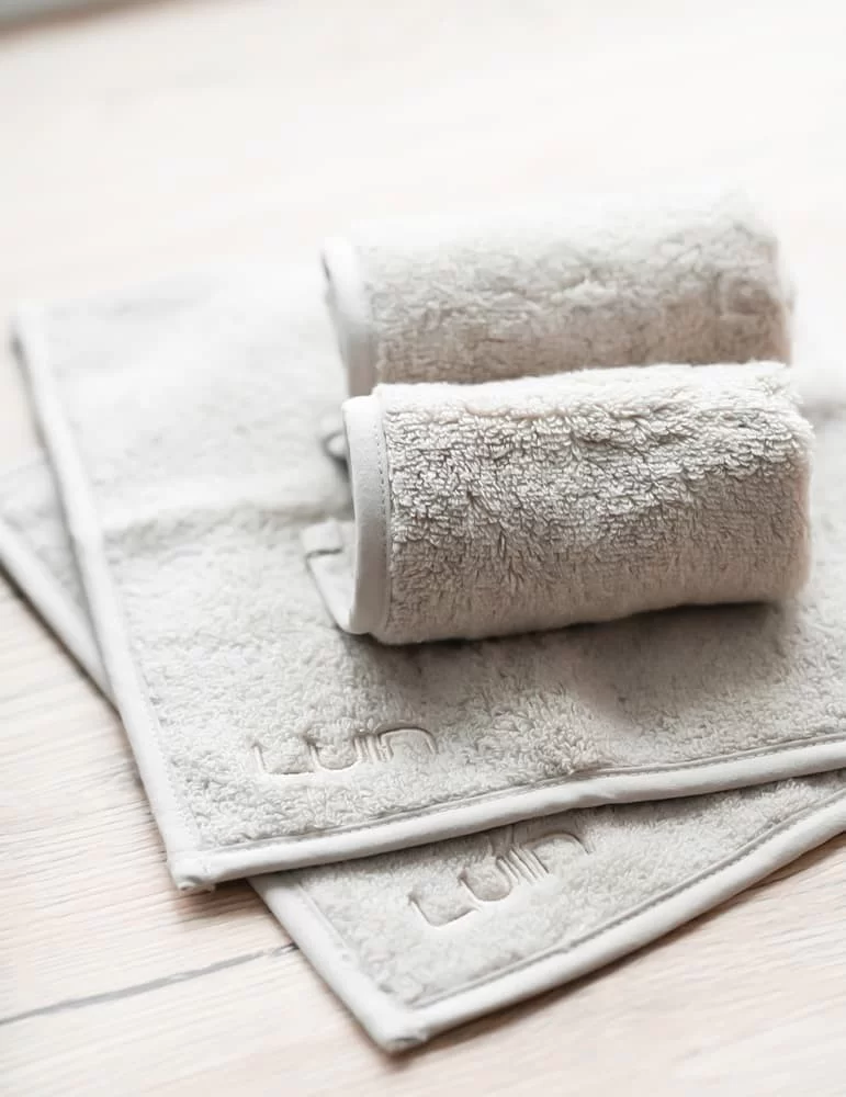 Lot de 2 serviettes de Spa 30x30 cm. Luin Living