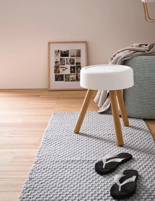 Tabouret de salle de bain en frêne massif Fonte, de Rexa Design